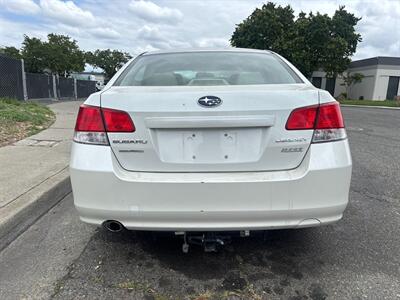 2010 Subaru Legacy 2.5i Limited   - Photo 4 - Sacramento, CA 95823
