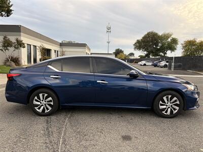 2021 Nissan Altima 2.5 S - Photo 6 - Sacramento, CA 95823