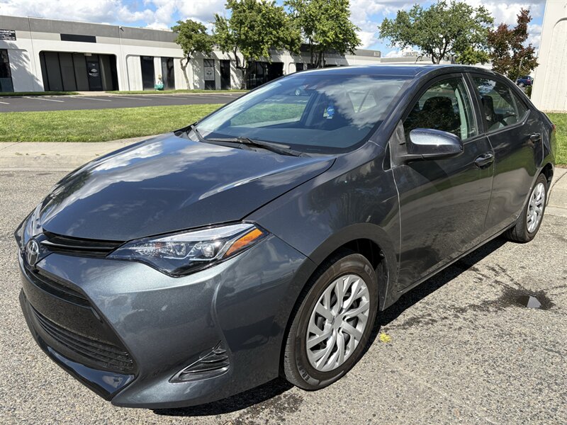 2018 Toyota Corolla LE  