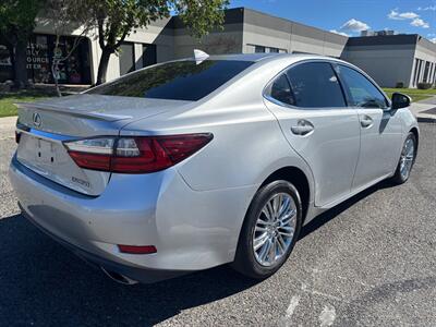 2016 Lexus ES   - Photo 5 - Sacramento, CA 95823