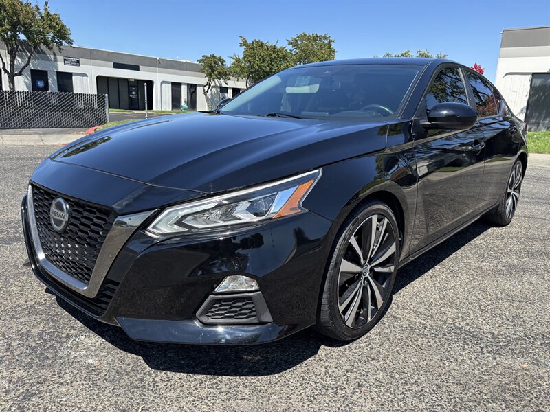 2020 Nissan Altima 2.5 SR  