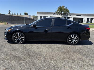 2020 Nissan Altima 2.5 SR   - Photo 2 - Sacramento, CA 95823