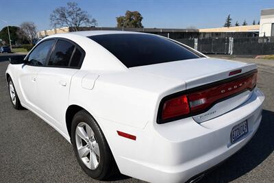 2013 Dodge Charger SE   - Photo 3 - Sacramento, CA 95823