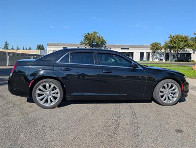 2018 Chrysler 300 Series Touring   - Photo 6 - Sacramento, CA 95823