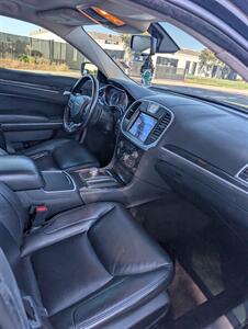 2018 Chrysler 300 Series Touring   - Photo 12 - Sacramento, CA 95823