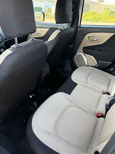 2015 Jeep Renegade Sport   - Photo 10 - Sacramento, CA 95823