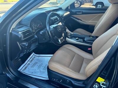 2018 Lexus IS   - Photo 20 - Sacramento, CA 95823