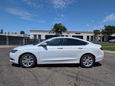 2016 Chrysler 200 Limited   - Photo 2 - Sacramento, CA 95823