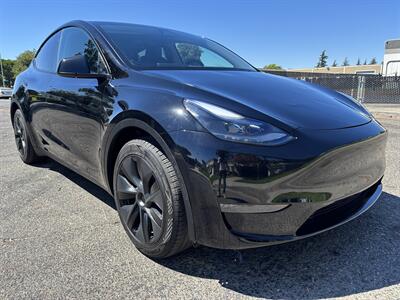 2024 Tesla Model Y   - Photo 7 - Sacramento, CA 95823