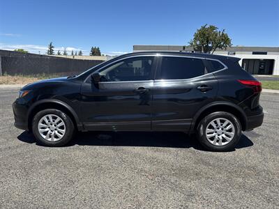 2018 Nissan Rogue Sport S   - Photo 2 - Sacramento, CA 95823