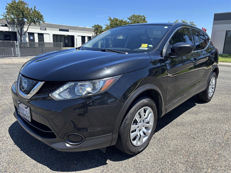 2018 Nissan Rogue Sport S  