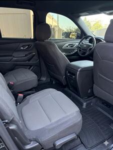 2022 Chevrolet Traverse LT Cloth - Photo 11 - Sacramento, CA 95823