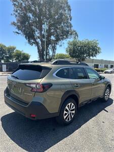 2023 Subaru Outback Premium   - Photo 5 - Sacramento, CA 95823