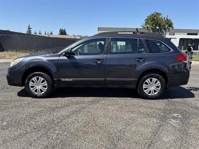 2013 Subaru Outback 2.5i   - Photo 2 - Sacramento, CA 95823