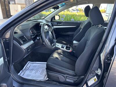 2013 Subaru Outback 2.5i   - Photo 8 - Sacramento, CA 95823