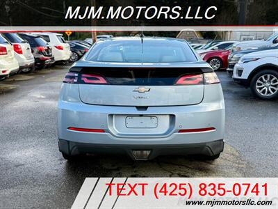 2013 Chevrolet Volt   - Photo 4 - Lynnwood, WA 98036