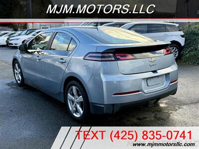 2013 Chevrolet Volt - Photo 4 - Lynnwood, WA 98036
