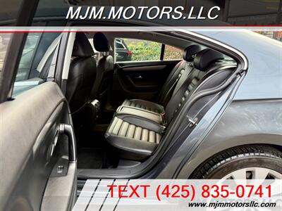 2011 Volkswagen CC SPORT PZEV   - Photo 10 - Lynnwood, WA 98036