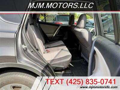 2014 Toyota RAV4 LE - Photo 14 - Lynnwood, WA 98036