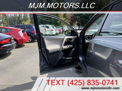 2014 Toyota RAV4 LE - Photo 22 - Lynnwood, WA 98036