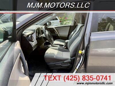 2014 Toyota RAV4 LE - Photo 10 - Lynnwood, WA 98036