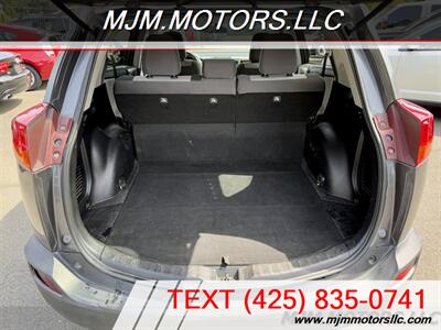 2014 Toyota RAV4 LE - Photo 12 - Lynnwood, WA 98036