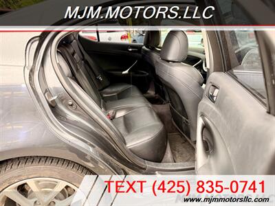 2011 Lexus IS 250   - Photo 12 - Lynnwood, WA 98036