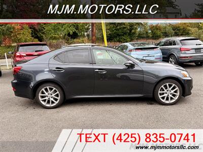 2011 Lexus IS 250   - Photo 6 - Lynnwood, WA 98036