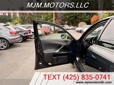 2011 Lexus IS 250   - Photo 20 - Lynnwood, WA 98036