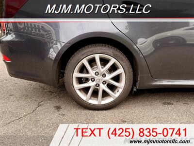2011 Lexus IS 250   - Photo 26 - Lynnwood, WA 98036