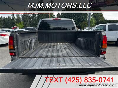 2006 GMC Sierra 1500 Work Truck Work Truck 4dr Extended Cab   - Photo 12 - Lynnwood, WA 98036