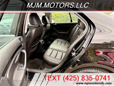 2010 Volkswagen Jetta SE PZEV   - Photo 10 - Lynnwood, WA 98036