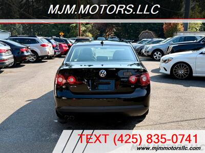 2010 Volkswagen Jetta SE PZEV   - Photo 4 - Lynnwood, WA 98036