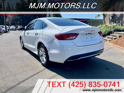 2016 Chrysler 200 LIMITED   - Photo 3 - Lynnwood, WA 98036