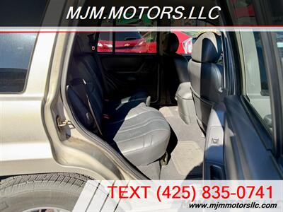 2004 Jeep Grand Cherokee LAREDO   - Photo 12 - Lynnwood, WA 98036