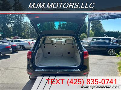 2011 Volkswagen Touareg VR6 SPORT   - Photo 16 - Lynnwood, WA 98036