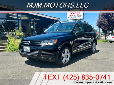 2011 Volkswagen Touareg VR6 SPORT   - Photo 1 - Lynnwood, WA 98036