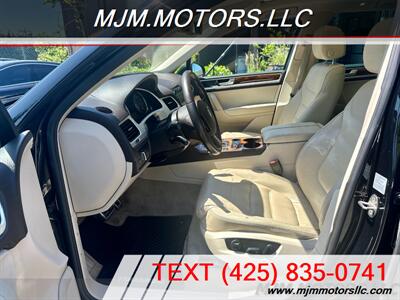 2011 Volkswagen Touareg VR6 SPORT   - Photo 10 - Lynnwood, WA 98036