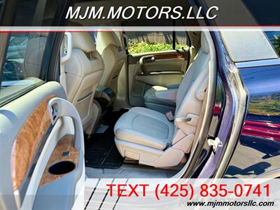 2011 Buick Enclave CXL-1   - Photo 10 - Lynnwood, WA 98036