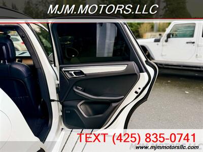 2016 Porsche Macan TURBO   - Photo 32 - Lynnwood, WA 98036