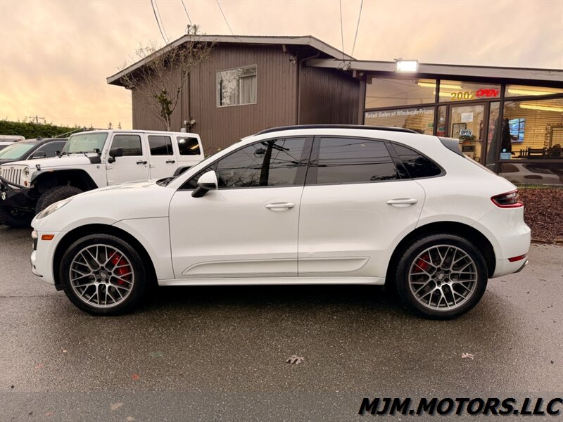 2016 Porsche Macan TURBO  
