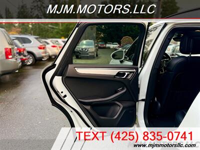2016 Porsche Macan TURBO   - Photo 31 - Lynnwood, WA 98036