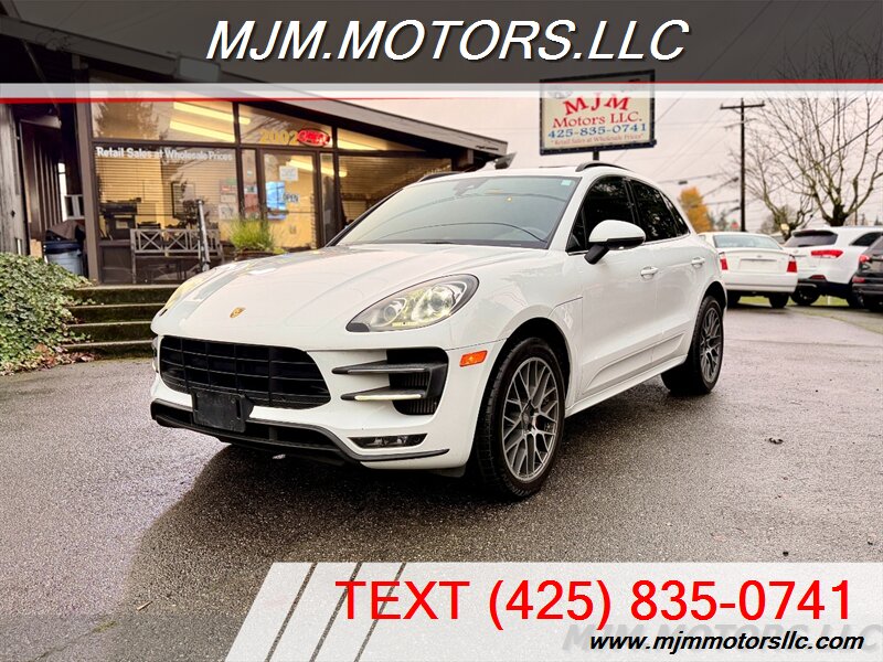 2016 Porsche Macan TURBO  