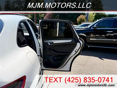 2016 Porsche Macan TURBO   - Photo 24 - Lynnwood, WA 98036
