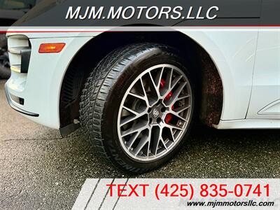 2016 Porsche Macan TURBO   - Photo 34 - Lynnwood, WA 98036