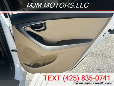 2013 Hyundai ELANTRA GLS   - Photo 24 - Lynnwood, WA 98036