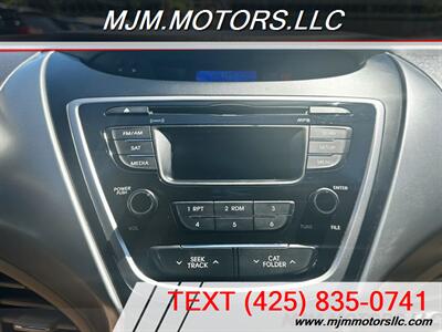 2013 Hyundai ELANTRA GLS   - Photo 16 - Lynnwood, WA 98036