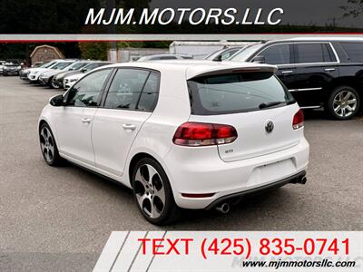 2011 Volkswagen GTI Base PZEV   - Photo 3 - Lynnwood, WA 98036