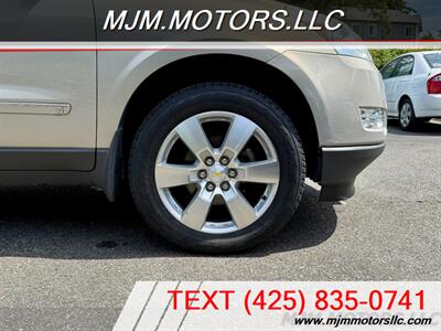 2010 Chevrolet Traverse LTZ   - Photo 31 - Lynnwood, WA 98036