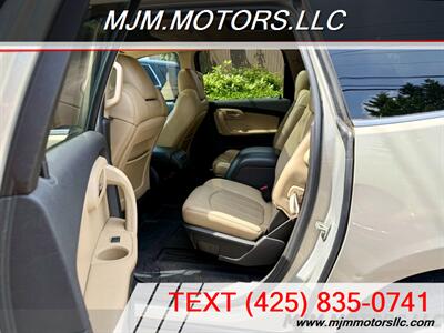 2010 Chevrolet Traverse LTZ   - Photo 10 - Lynnwood, WA 98036